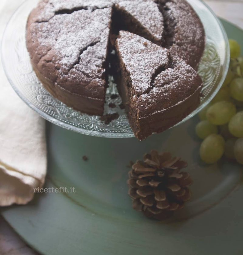 TORTA AL CACAO CON SOLI ALBUMI E ZUCCA SENZA ZUCCHERO LIGHT DI LA VIE EST FIT