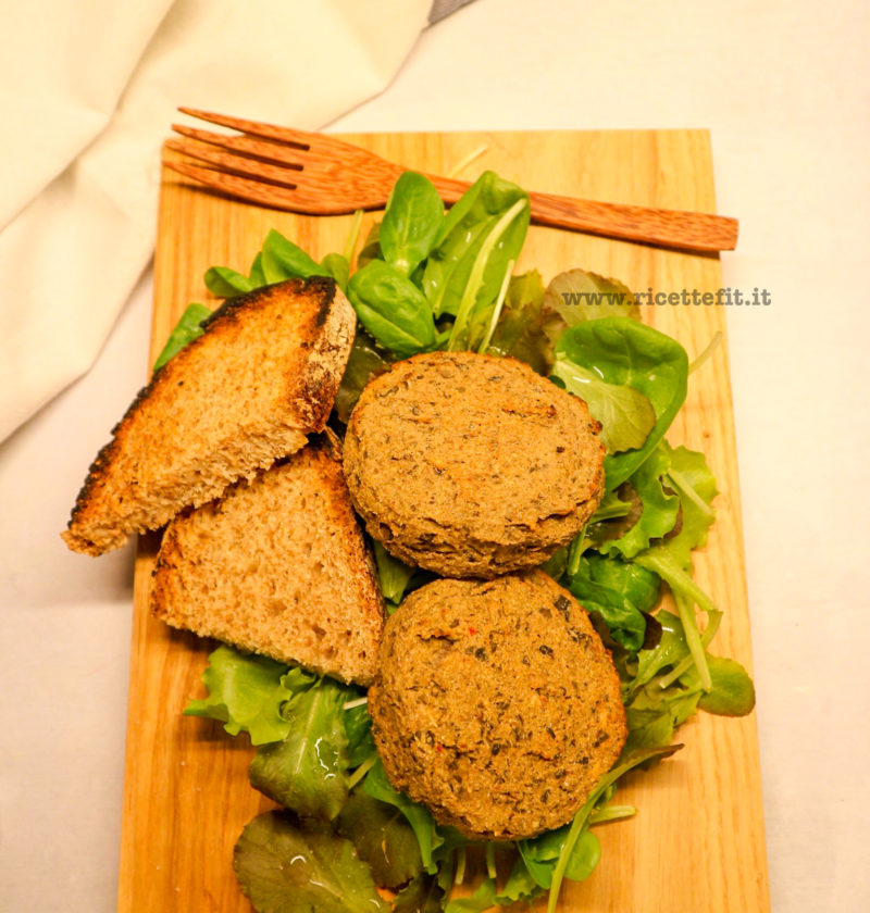 Burger vegan di fagioli e melanzane light di La vie est fit