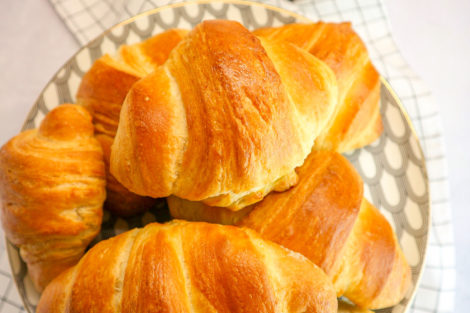 Ricetta Dei Cornetti Sfogliati Senza Uova Ne Lattosio 250 Kcal Easy Vegan Croissants La Vie Est Fit