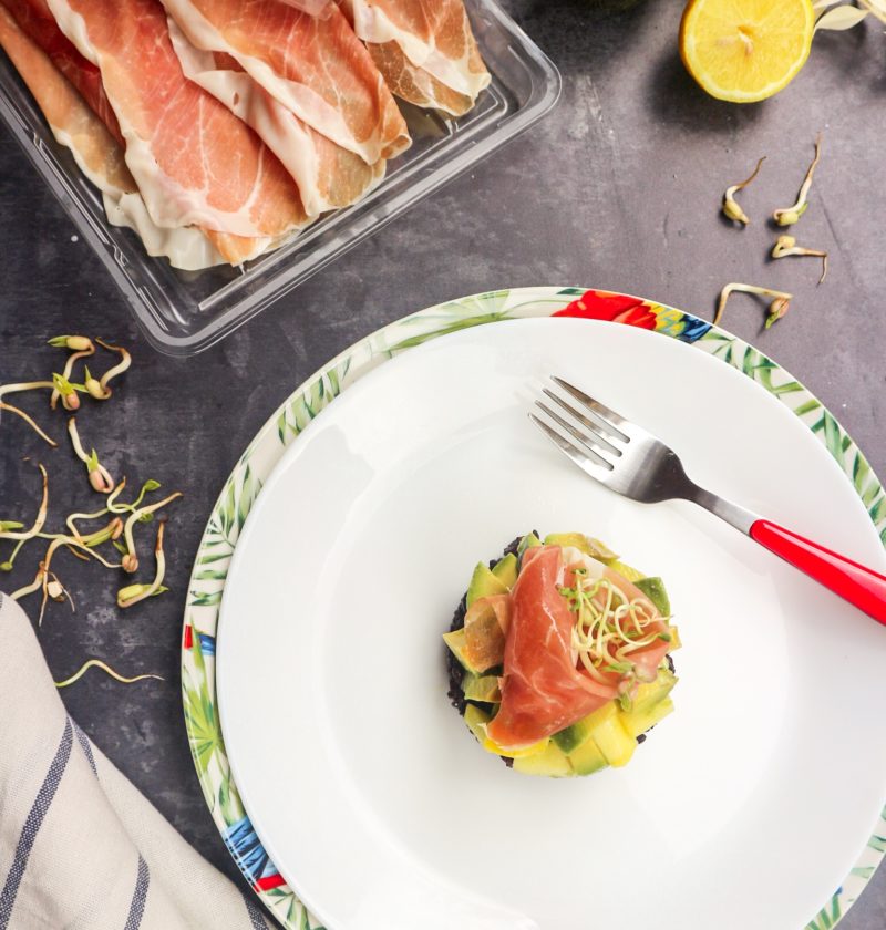 Tartare di avocado e riso venere con prosciutto di san daniele light di LA VIE EST FIT