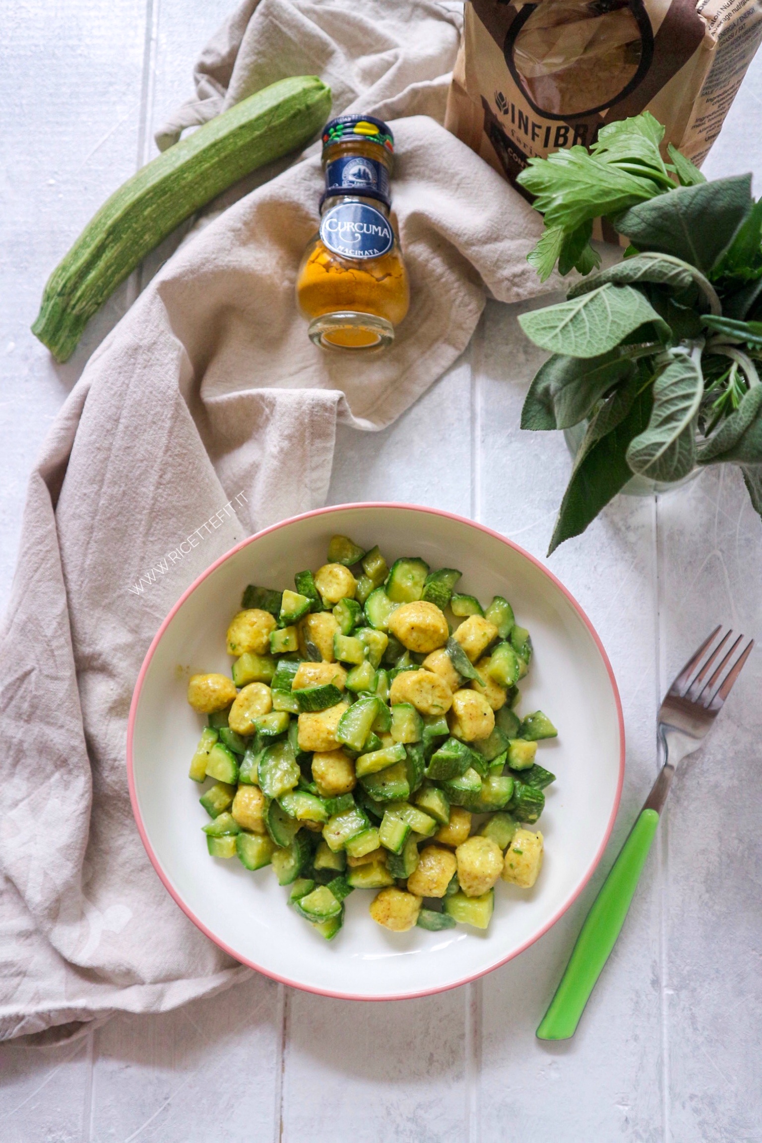 Gnocchi di ricotta integrali senza uova patate low carb facili di LA VIE EST FIT