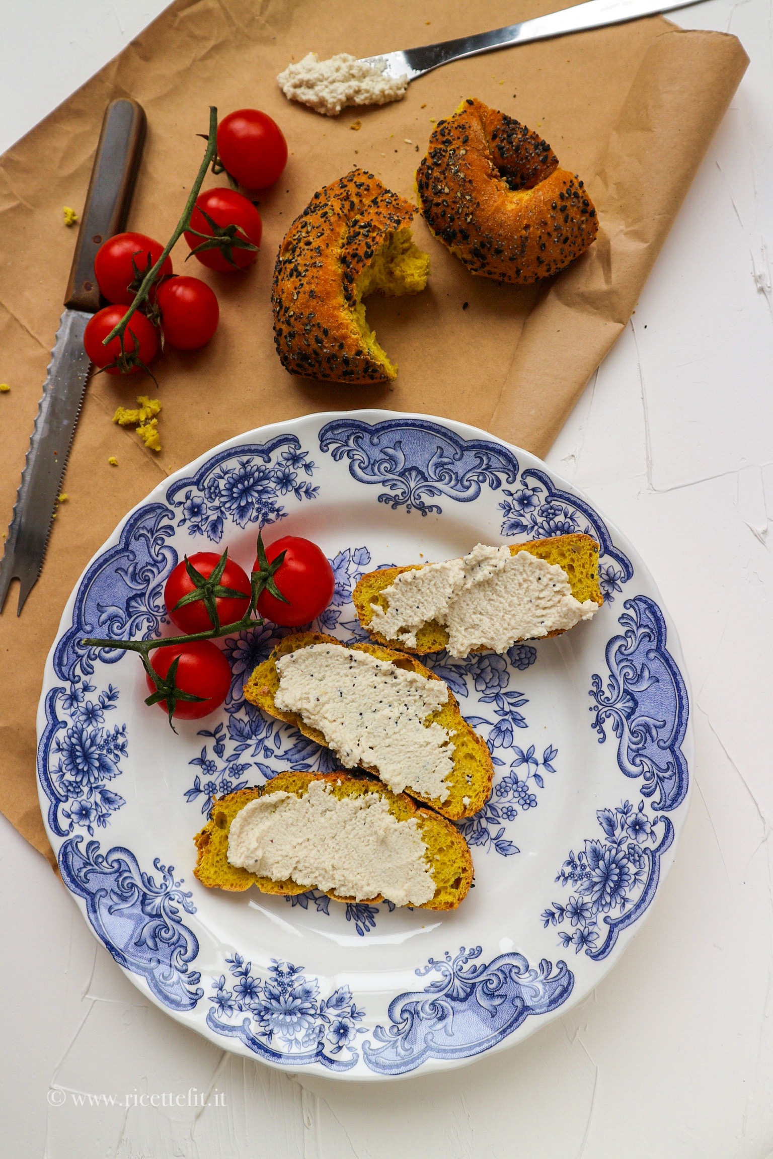 Formaggio di anacardi senza cottura secondo vegano vegetariano facile e veloce di LA VIE EST FIT