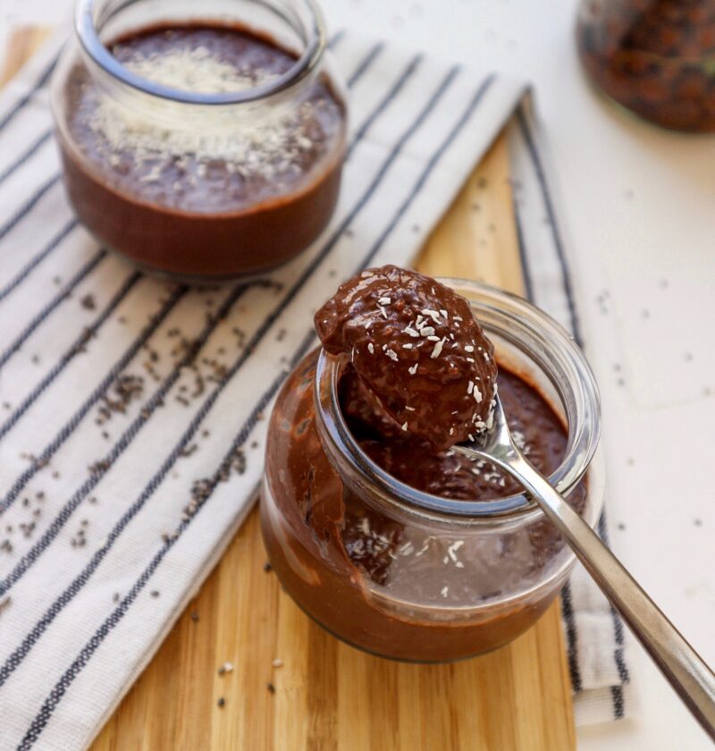 Budino veg ai semi di chia facile veloce fit al cioccolato di LA VIE EST FIT