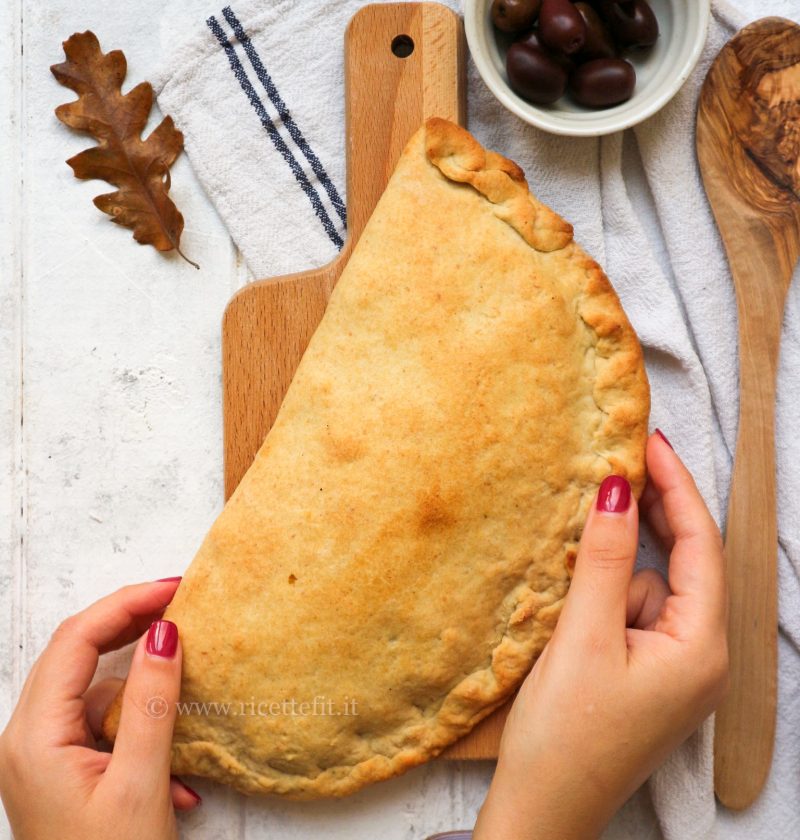 Pasta brisé al vino per torte salate, light e vegan senza burro uova di LA VIE EST FIT