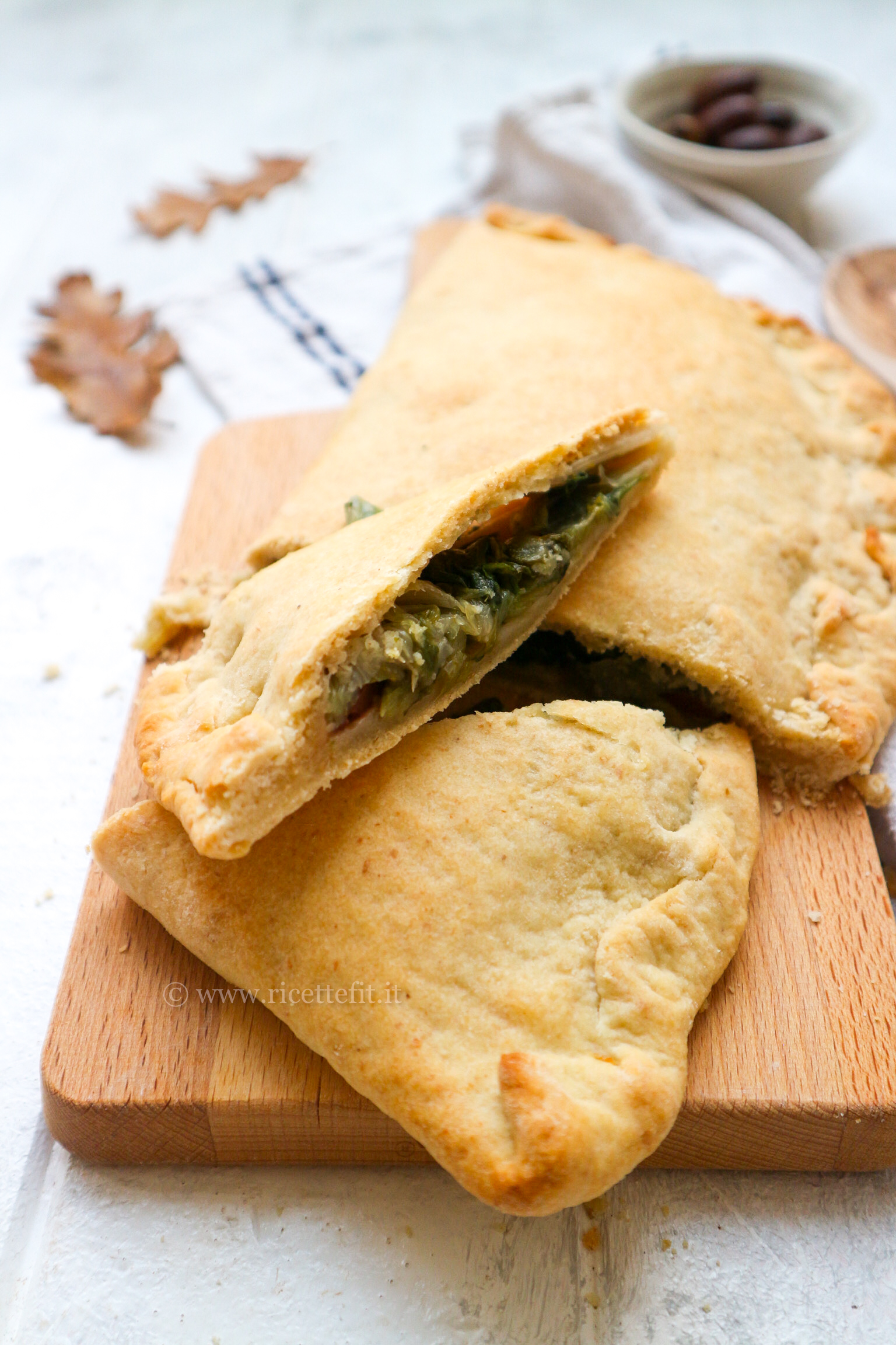 Pasta brisé al vino per torte salate, light e vegan senza burro uova di LA VIE EST FIT