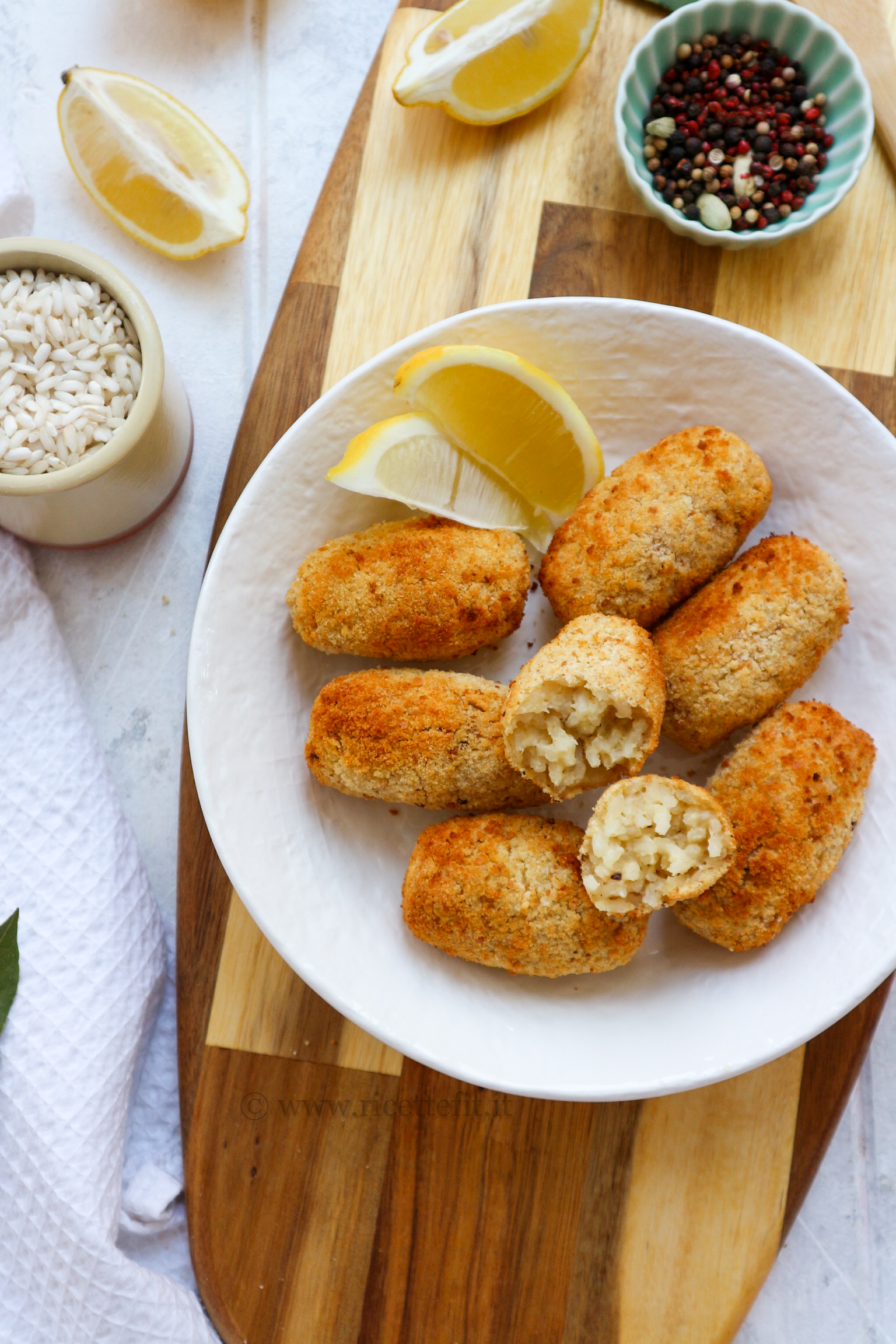 Arancini di riso al limone senza uova e lattosio vegan cotti in friggitrice ad aria di LA VIE EST FIT